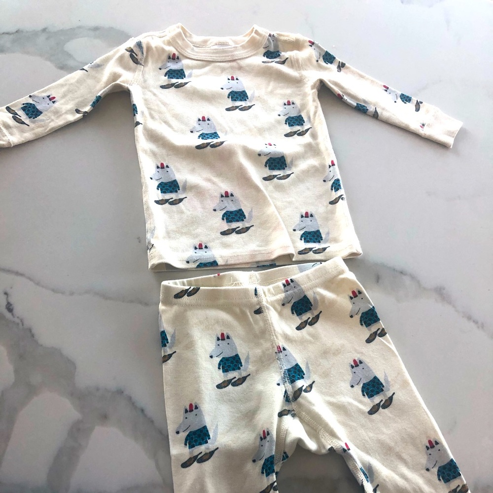 12-18 mos Hanna Anderson mint condition organic cotton PJ’s
